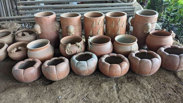 RETAFO CLAY flower jars